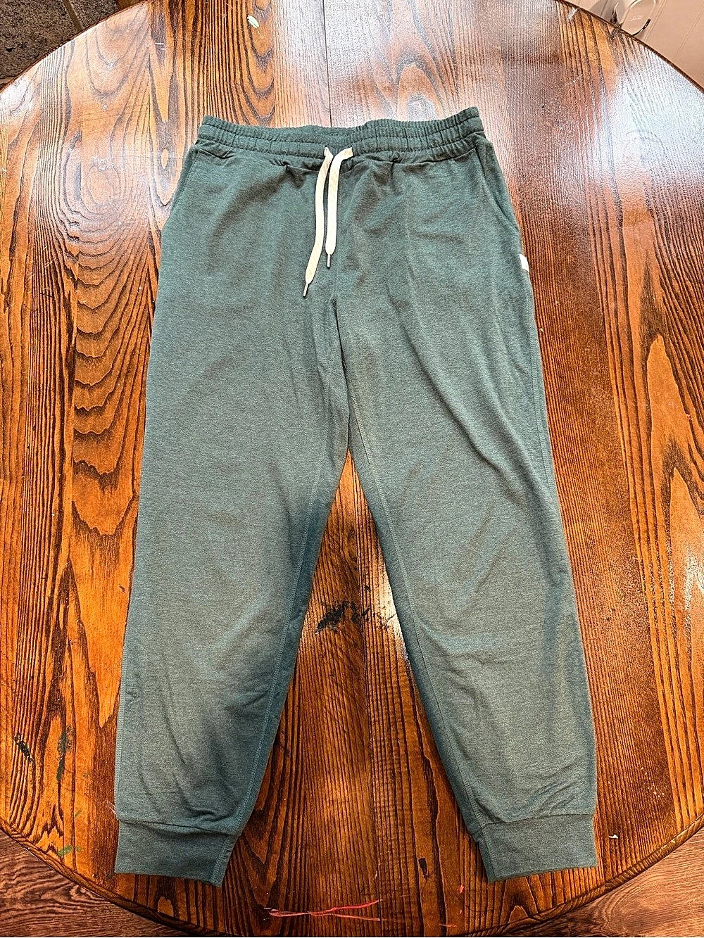 Vuori Performance Jogger DreamKnit Green Heather Size Small VW303